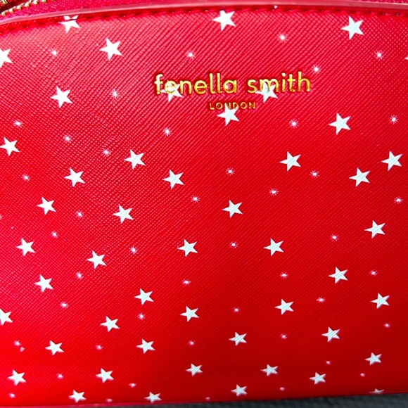 Hermosa bolsa cosmetiquera en excelentes condiciones como nueva - Picture 3 of 3